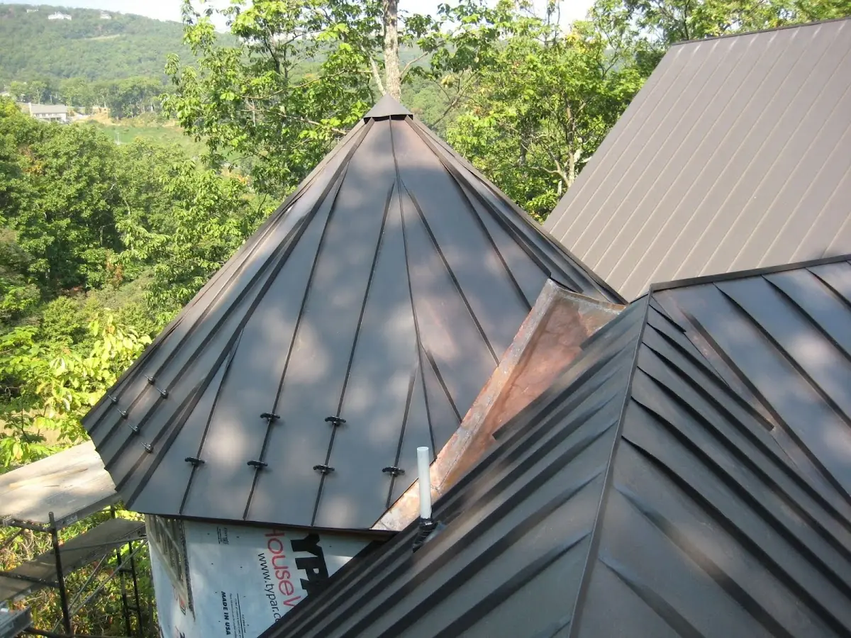 Professional Roof Tarp Installation by Craftsman Roofing in Central Florence